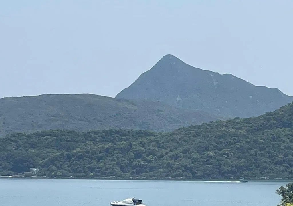 100630751a42d09d3325cf9c73fa2b72.jpeg