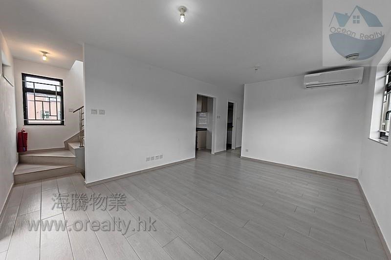 24fbbc7deb76d4a21feb8c9ecccd80a7