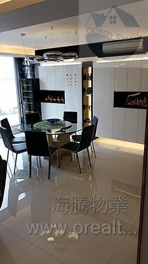 7f0951eda9ec9a2ac6ffa4a9444be256.jpg